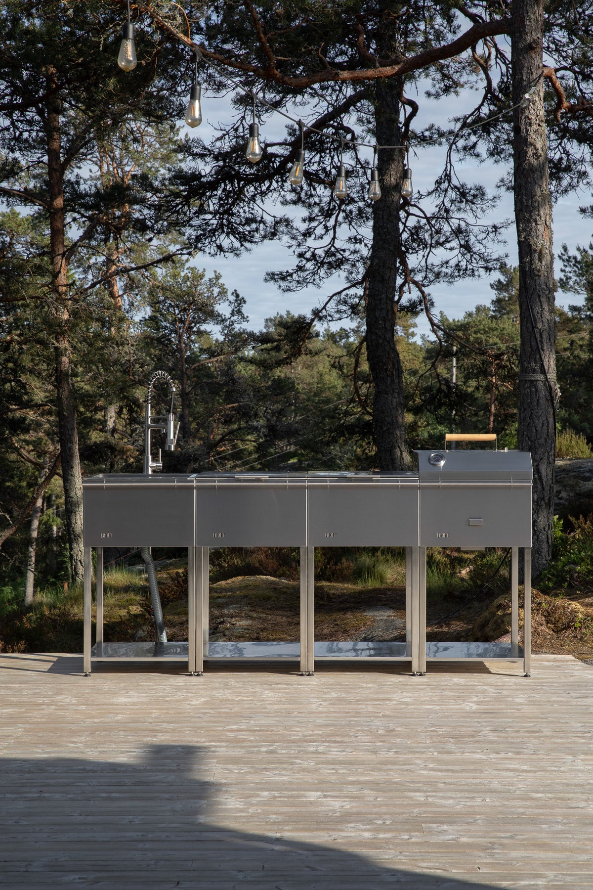 Lange Outdoor-Spülstation
